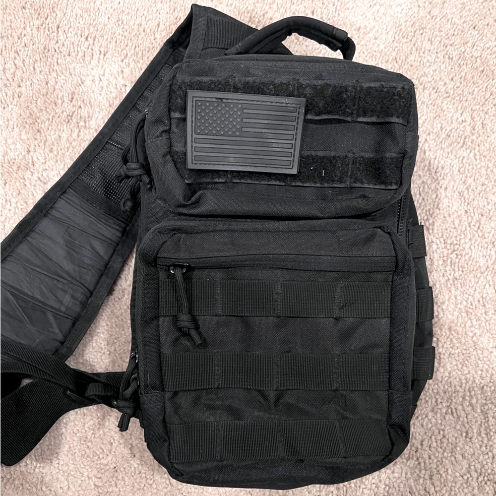 Military style - carry bag. Very functional and durable.